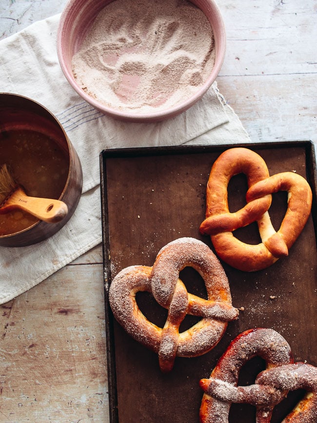 Flood Blogger Izy Hossack makes vegan Cinnamon-Sugar Soft Pretzels 