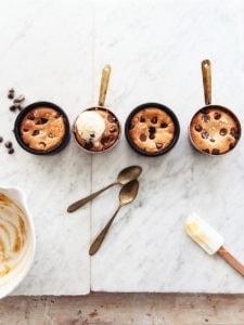 Food blogger Izy Hossack makes Gooey Chocolate Chip Cookie Pots for 2 people with a vegan option